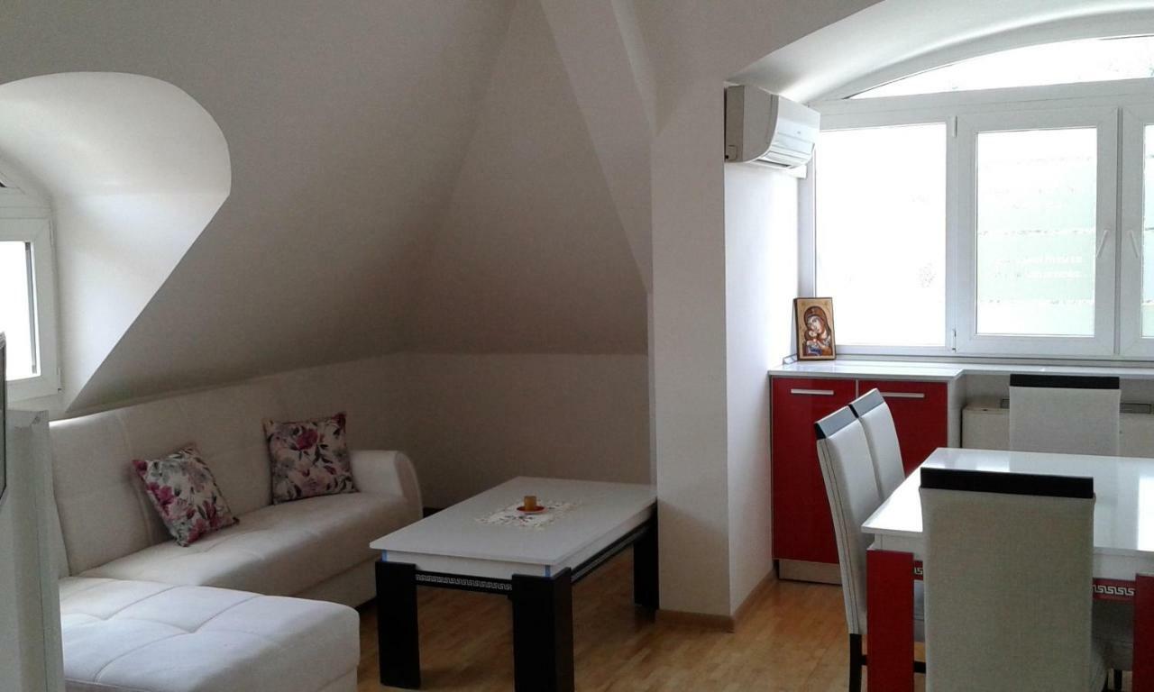 Apartment Sagittarius 큐스텐딜 외부 사진